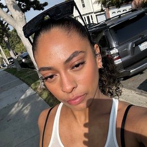 Meet your Posher, Bianca